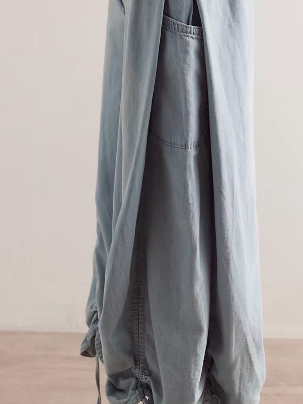 We The Free Lily Fields Cinch Jeans Size small - Picture 5 of 6